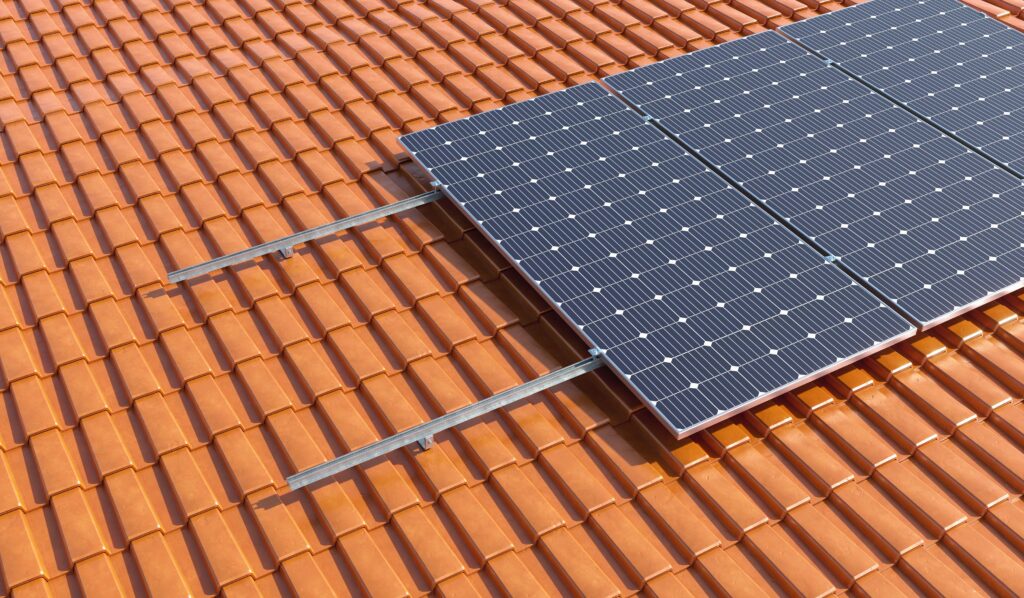 Estrutura fotovoltaica metálica telhado